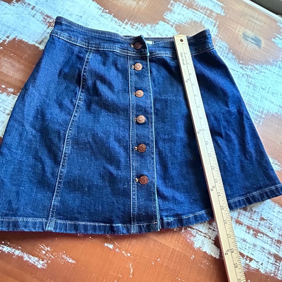 Madewell Stretch Denim A-Line Mini Skirt: Button-Front Edition Ret $79.50 Size 6 - Picture 6 of 10